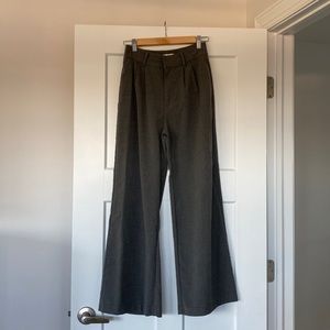 Abercrombie & Fitch Wide-Leg Trousers in SHORT